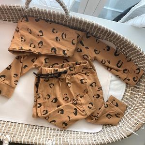 Baby Girl Leopard Hoodie Jogger Set